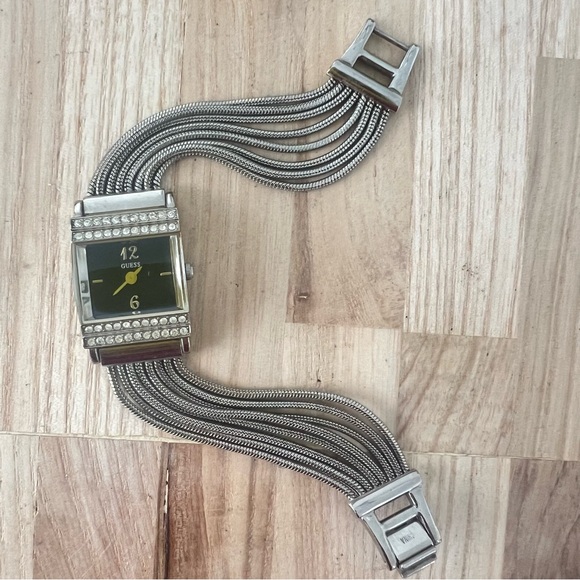 Guess ladies black dial silver tone multi strand bracelet watch NEW BATTERY - Picture 1 of 7